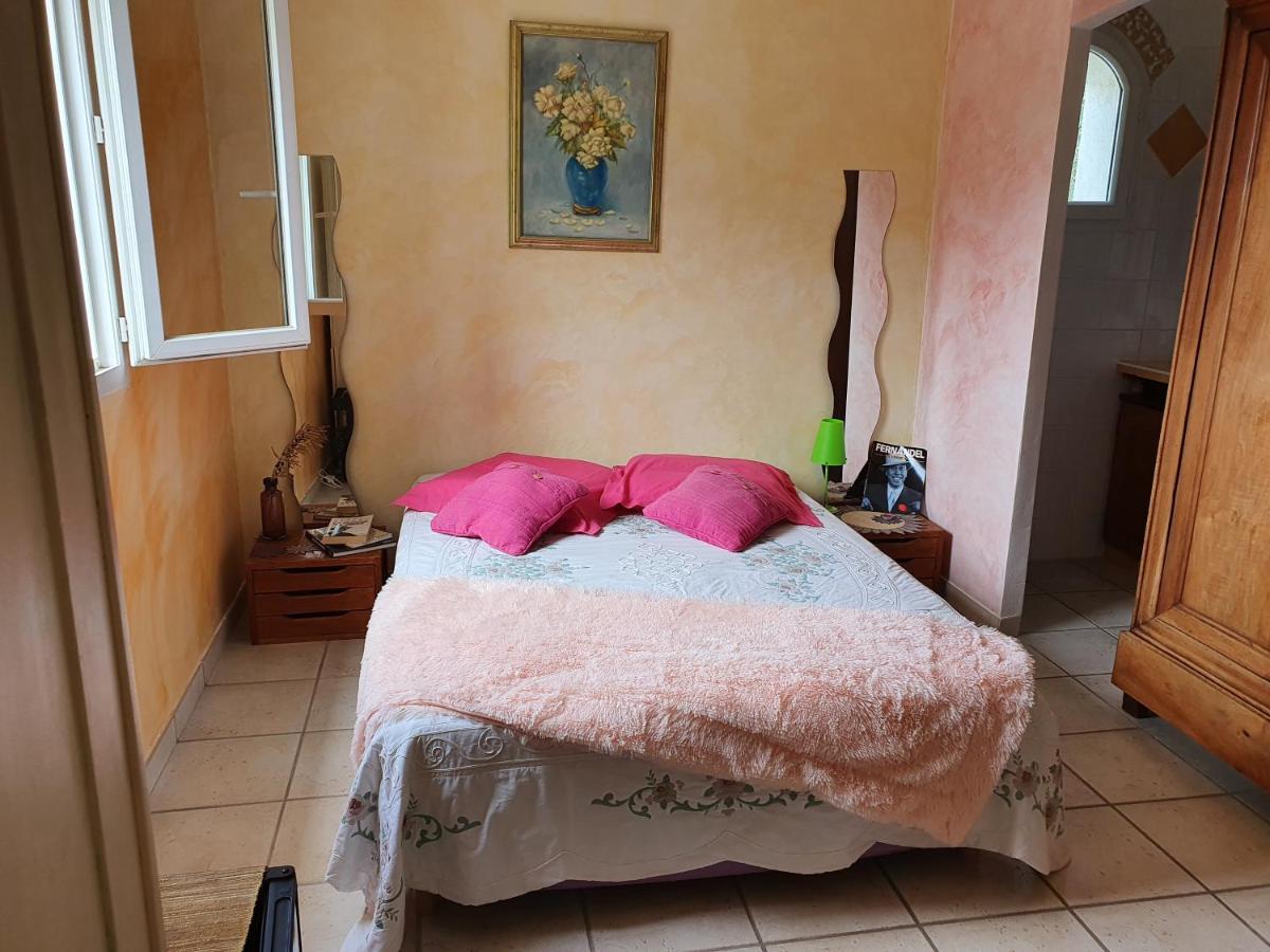 Bienvenue Daire Le Revest-le-Eaux Dış mekan fotoğraf